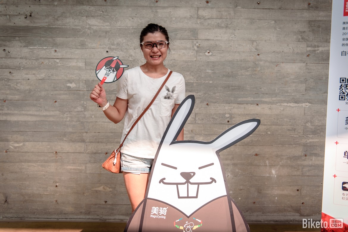 骑闯天路 骑闯天路