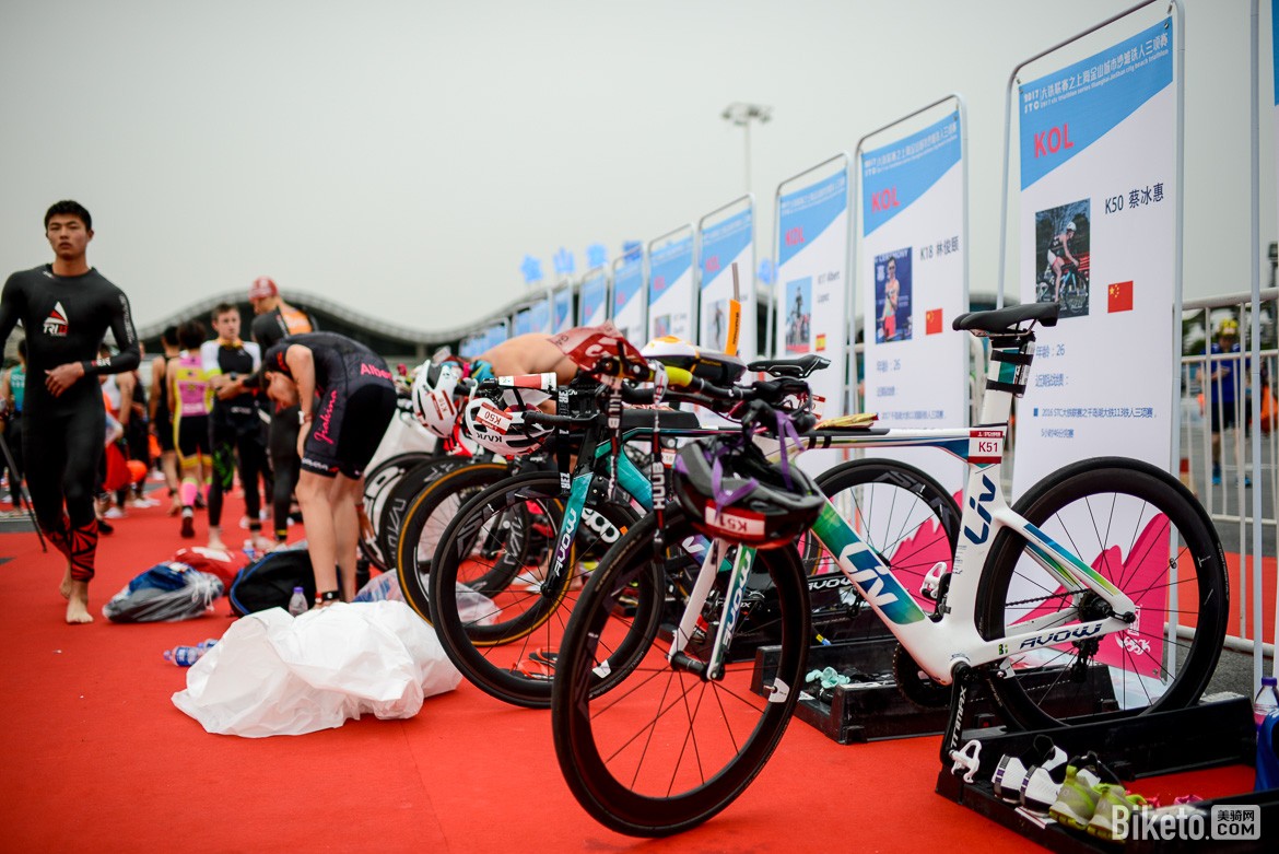 ��ɽ����