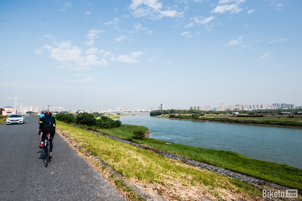 轮动全城千里达 轮动全城千里达