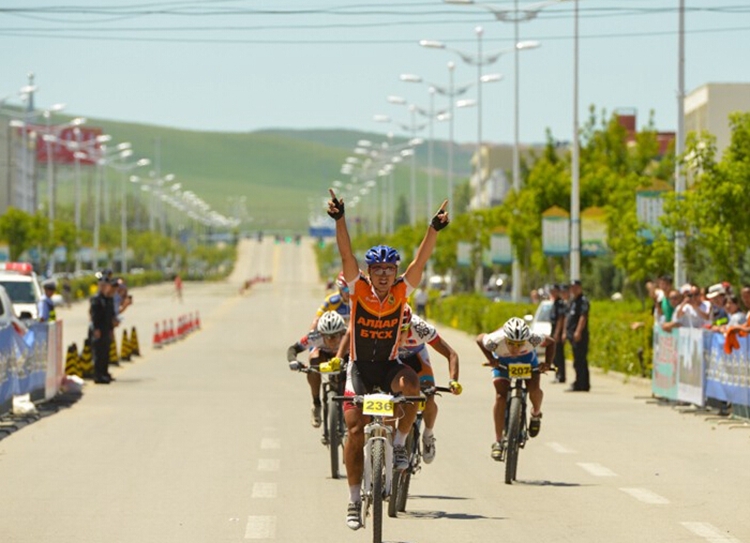 simiya铁木真第三赛段夺冠 simiya铁木真第三赛段夺冠