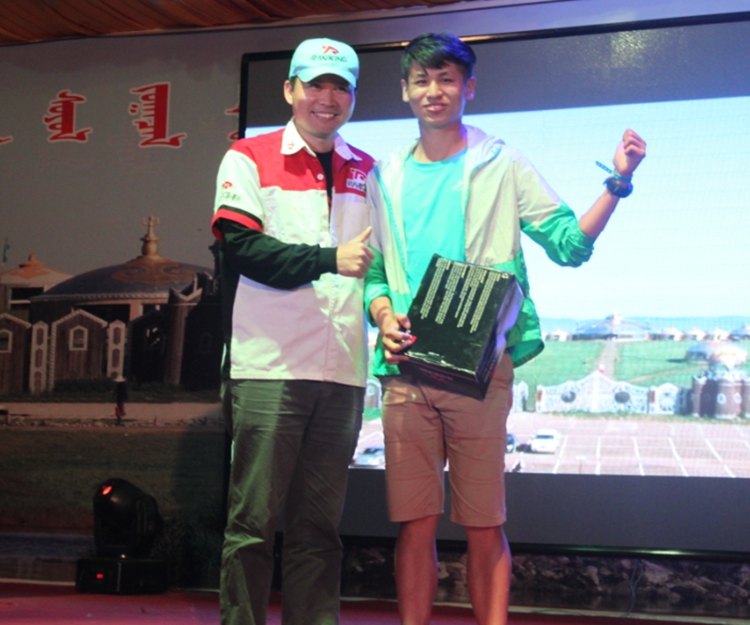 锐竞头盔 锐竞头盔