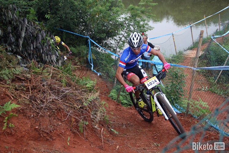 ��ͷ��ɽ��ԽҰ��