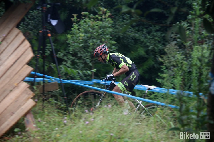 ��ͷɽ����