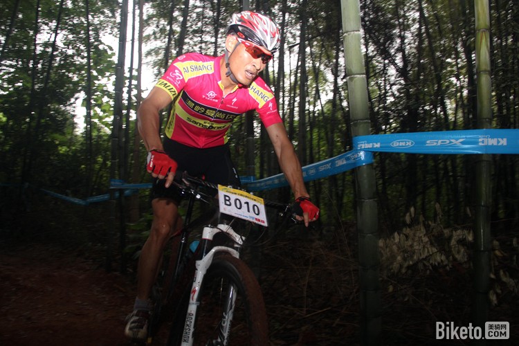 ��ͷɽ����