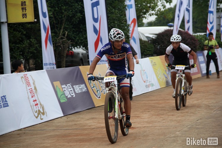 ��ͷ��ɽ��ԽҰ��