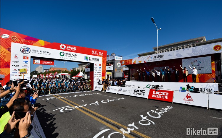 乐卡克为环中国重金打造四色领骑衫|自行车比