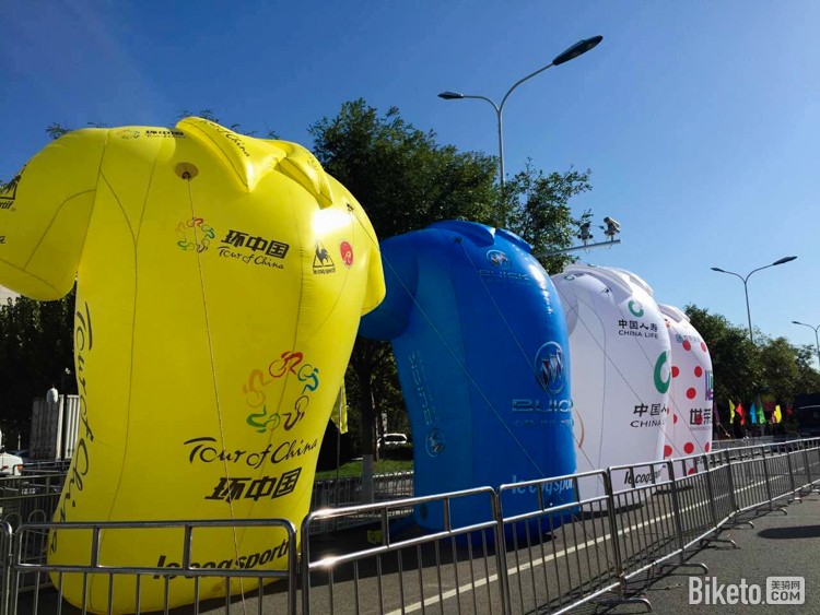 乐卡克为环中国重金打造四色领骑衫|自行车比