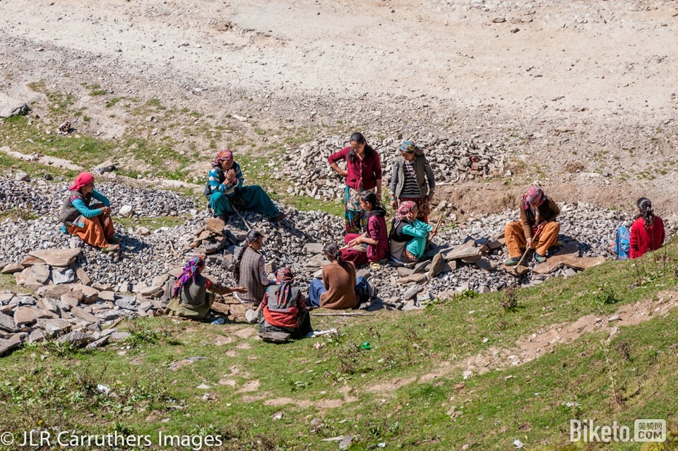 ϲ������ɽ��Ӣ��������