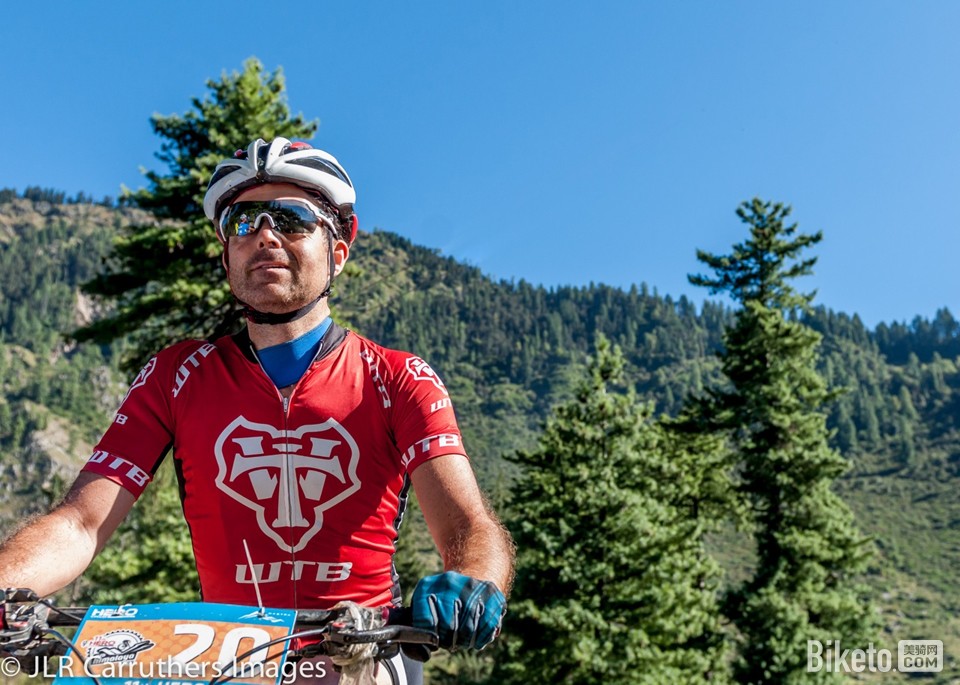 ϲ������ɽ��Ӣ��������