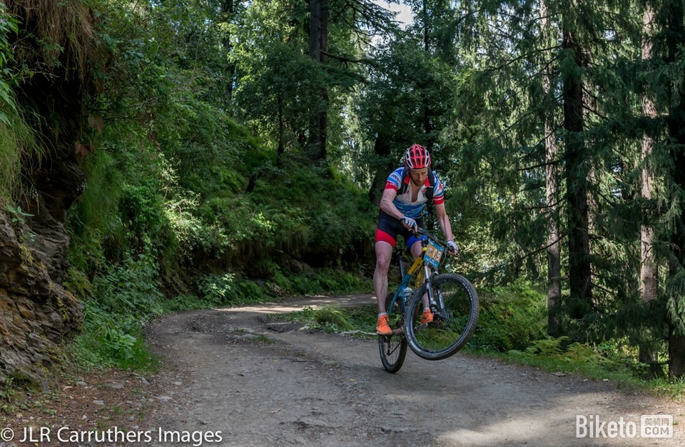 ϲ������ɽ��Ӣ��������