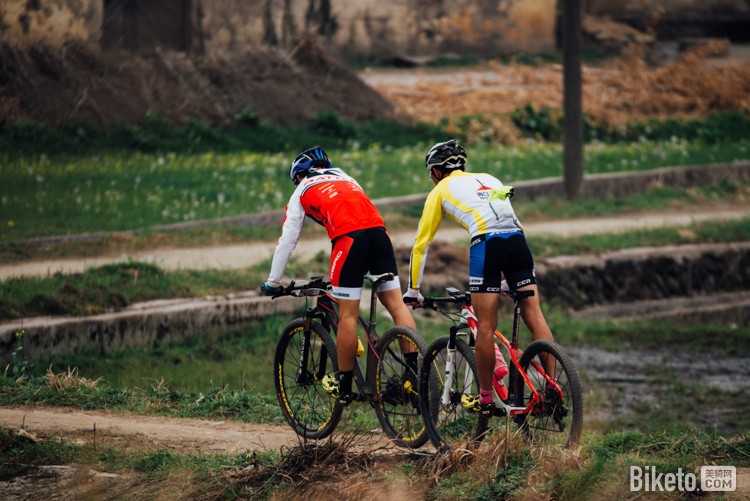 ��ɽ��,��������,·��ѡ��