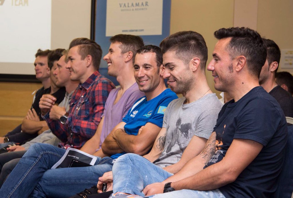 尼巴利,巴林,美利达,环意,佩利佐蒂 尼巴利,巴林,美利达,环意,佩利佐蒂