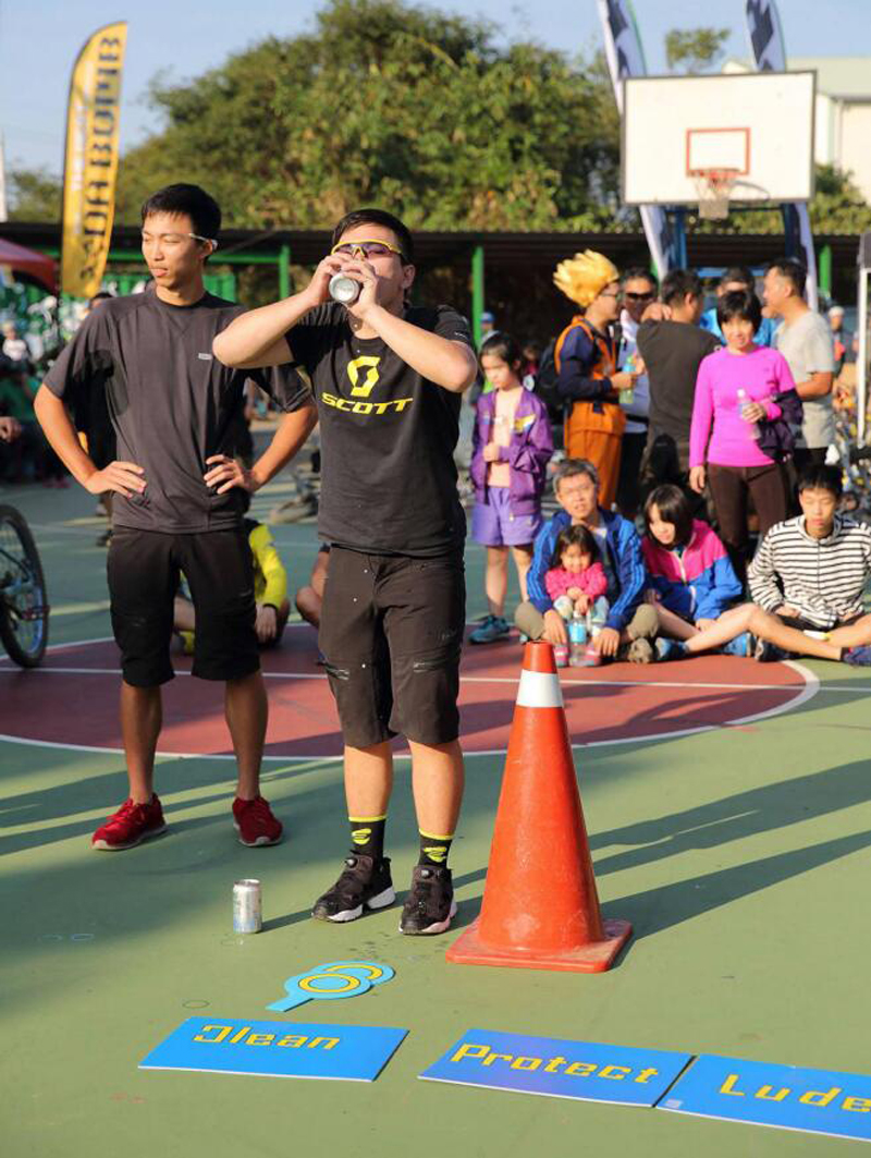 真级八Enduro挑战赛 (12).jpg 真级八Enduro挑战赛 (12).jpg