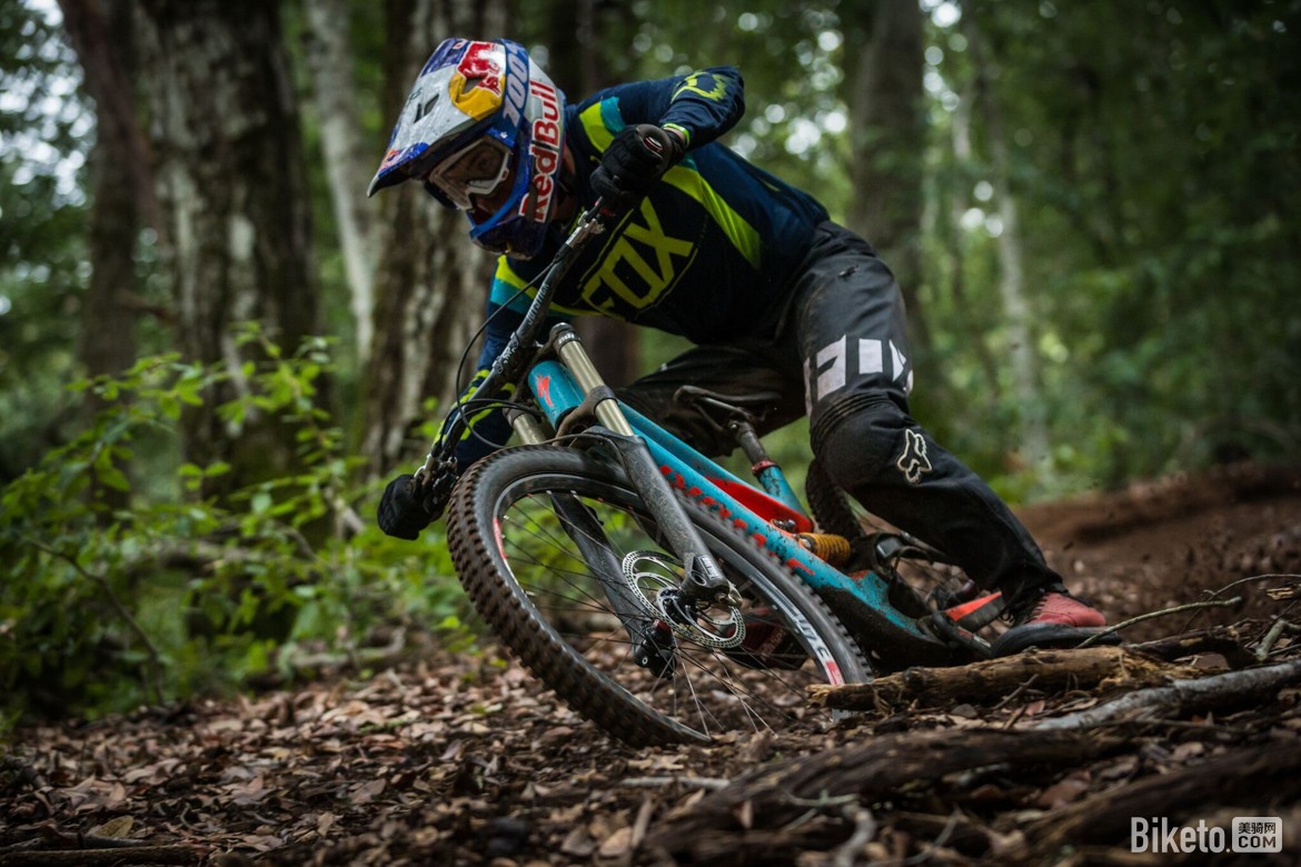 specialized,ohlins,fox,ceramicspeed,速降