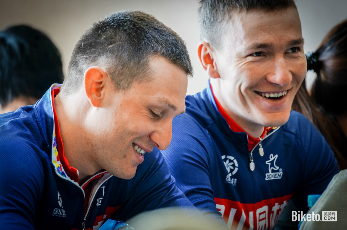 20.乌克兰天才自行车选手VASYLIEV MAKSYM及TESLER ARTEM2.jpg 20.乌克兰天才自行车选手VASYLIEV MAKSYM及TESLER ARTEM2.jpg