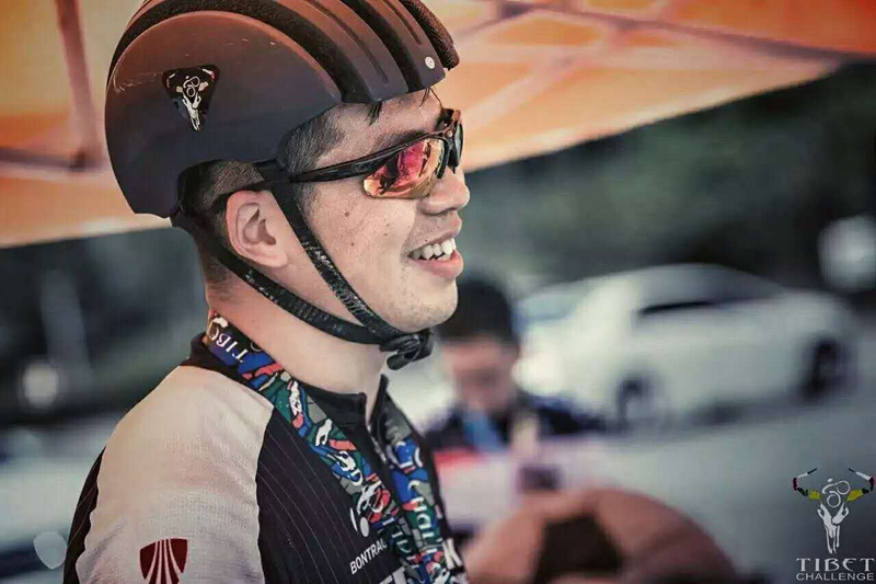 骑闯天路 骑闯天路