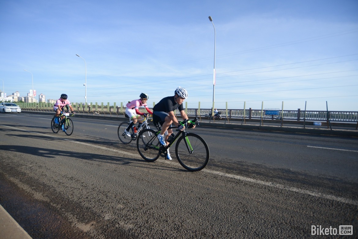 ����100����վ