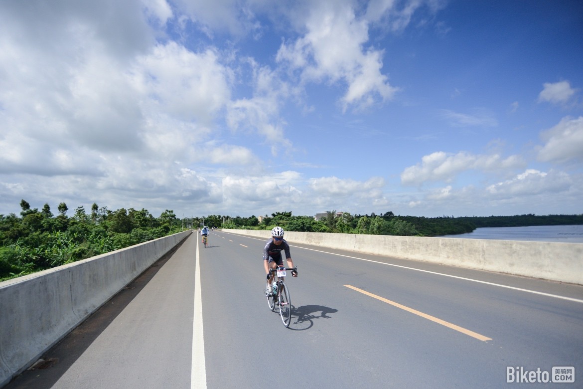 ����100����վ