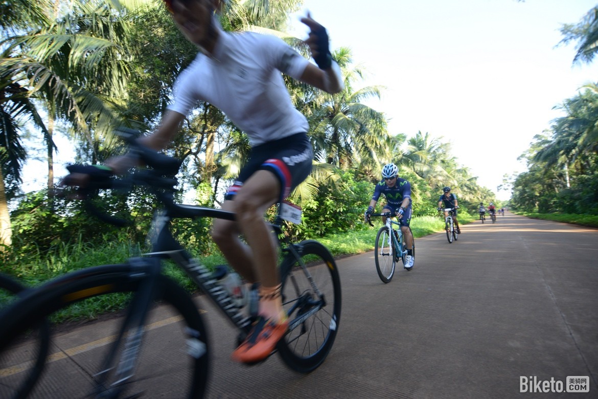 ����100����վ