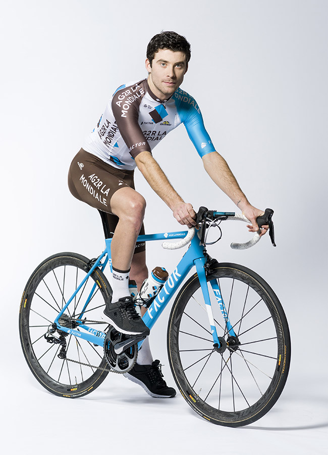 LATOUR_velo.jpg LATOUR_velo.jpg