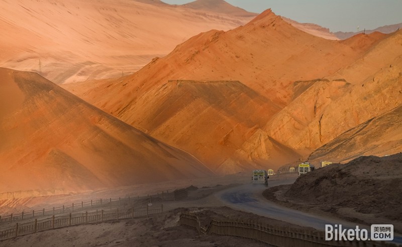 丝路信使 丝路信使