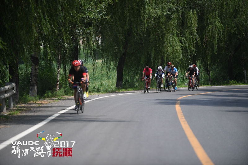 �ﴳ��·��˳վ