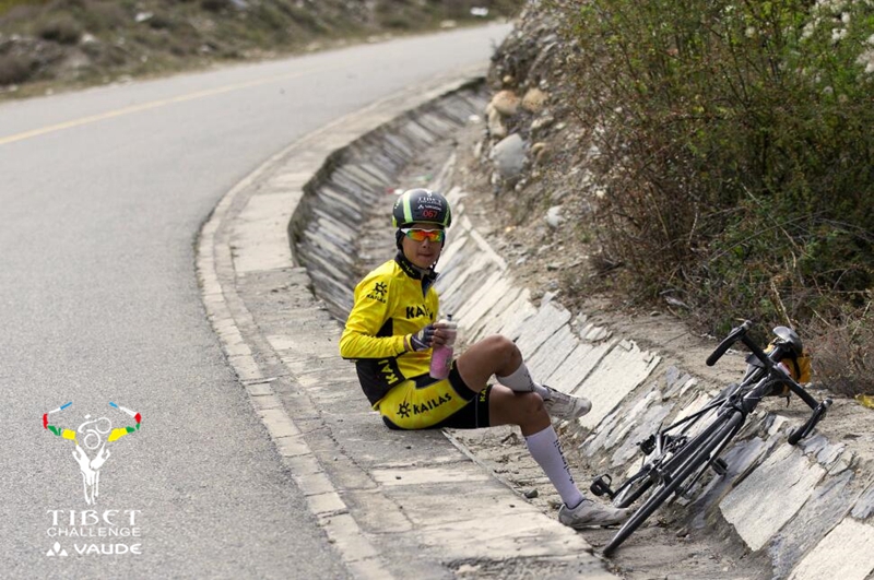 骑闯天路 骑闯天路