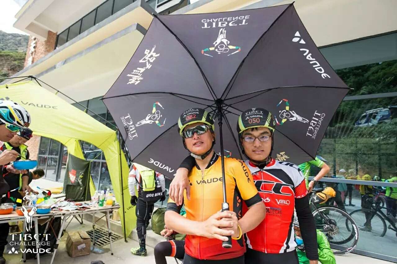 骑闯天路 骑闯天路