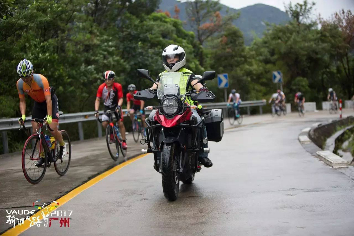 骑闯天路 骑闯天路