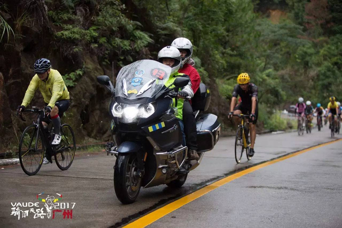 骑闯天路 骑闯天路