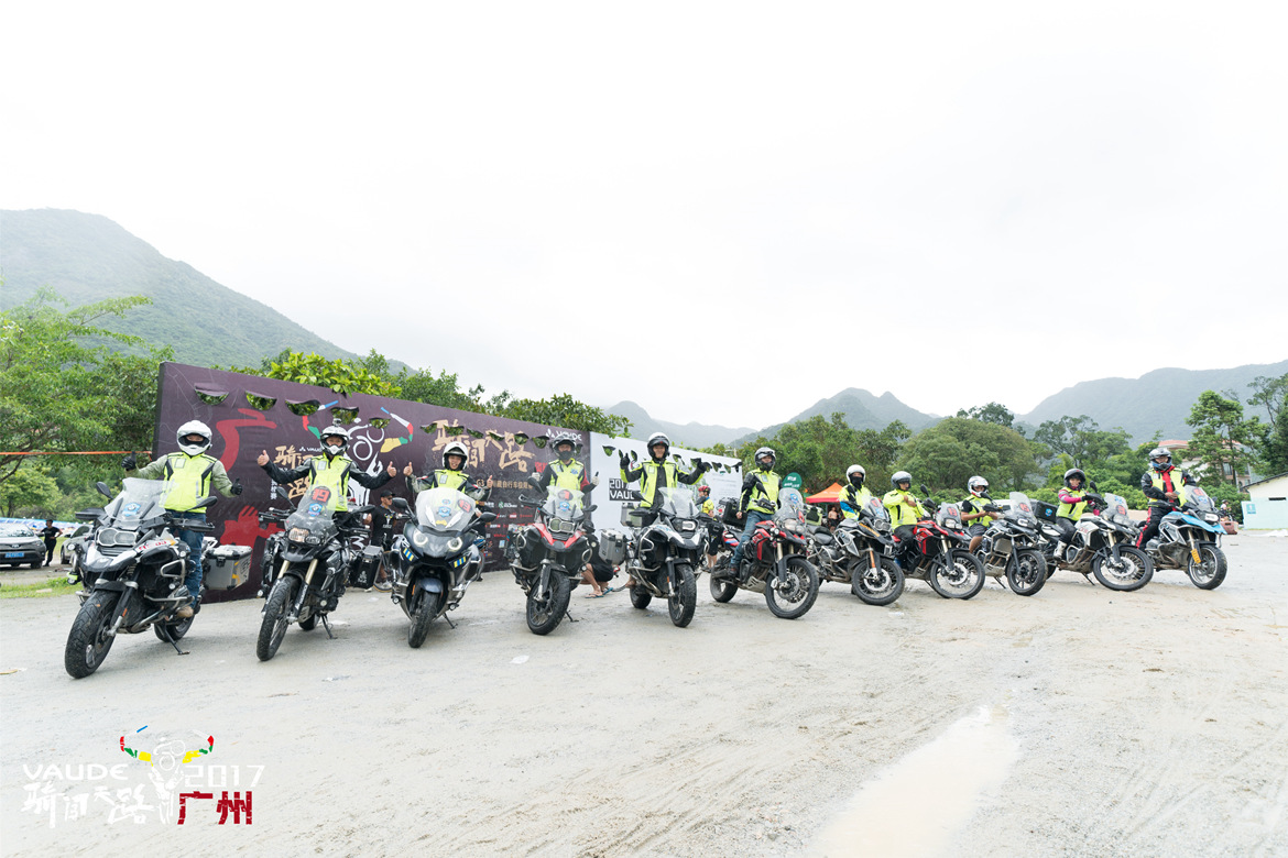 骑闯天路 骑闯天路