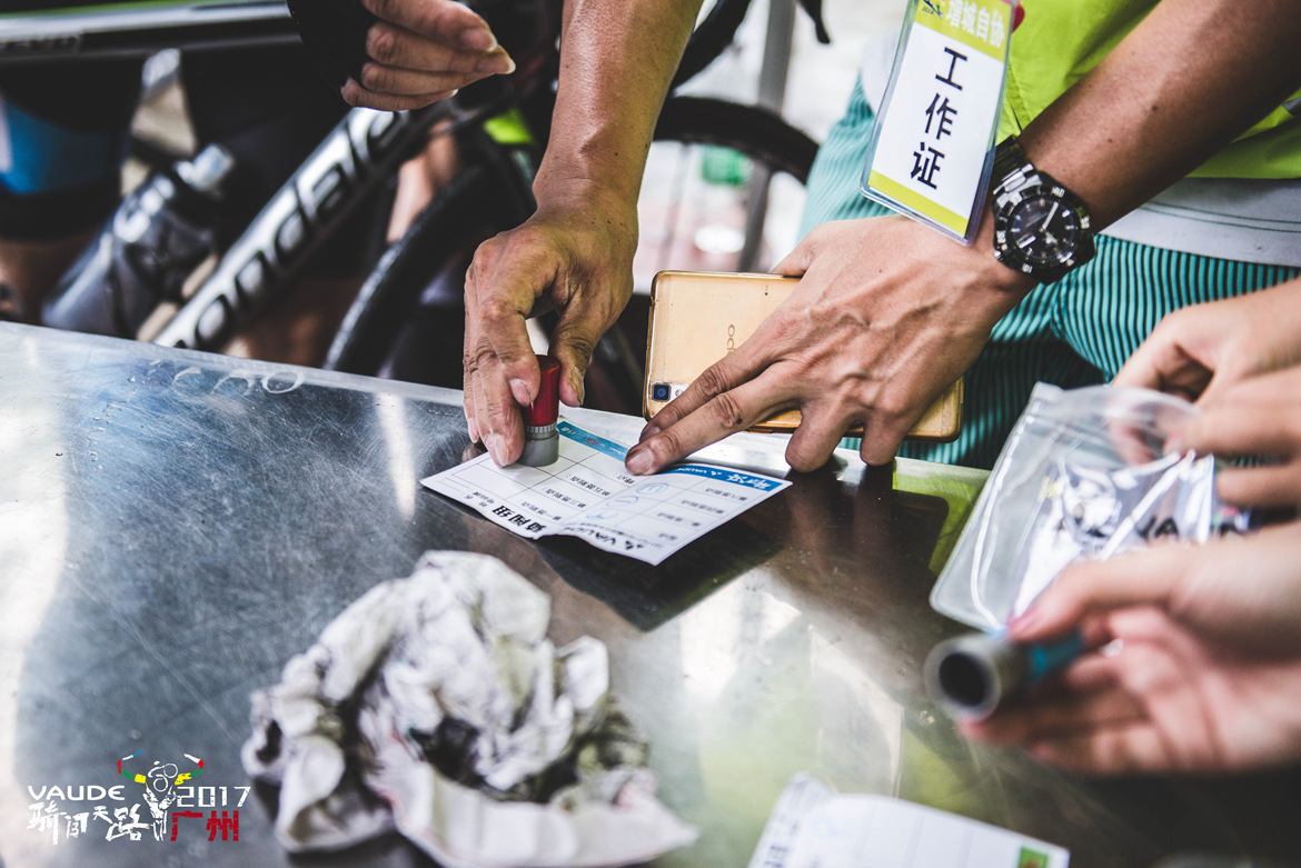 骑闯天路 骑闯天路