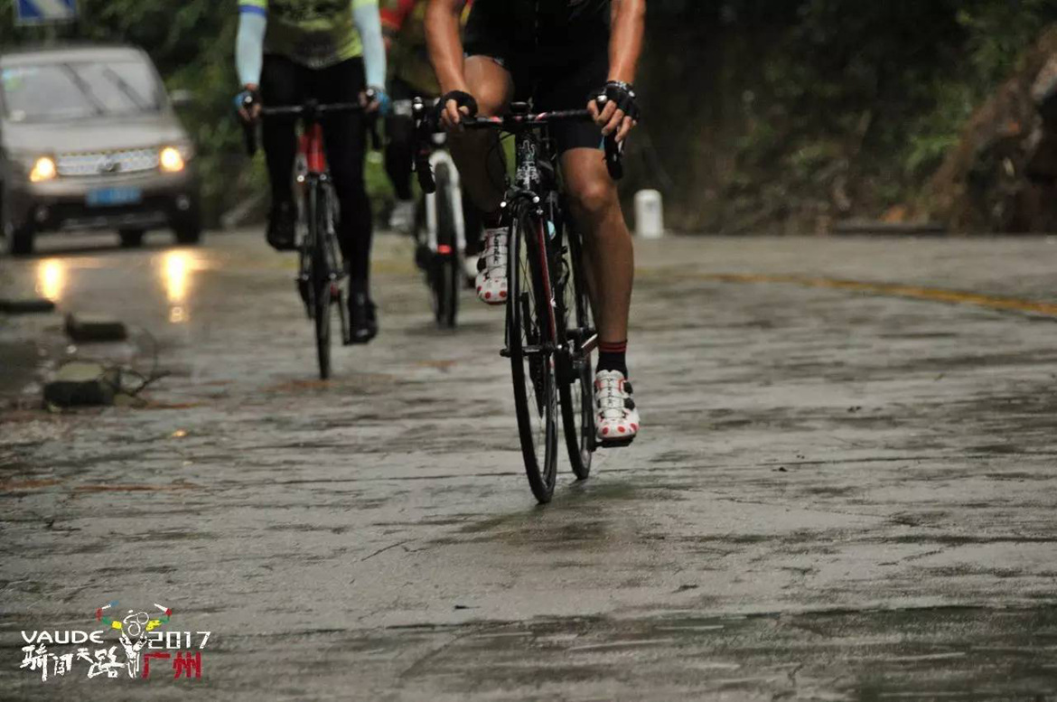 骑闯天路 骑闯天路