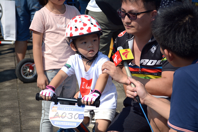 �������г���