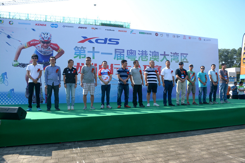 �������г���