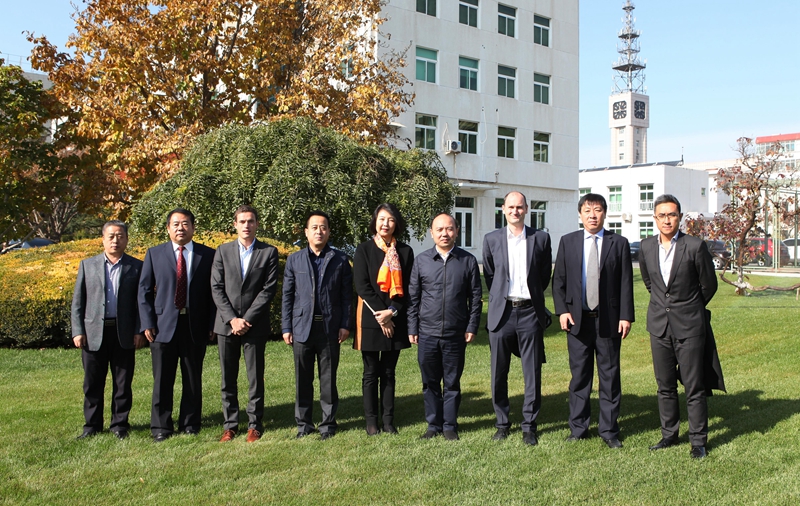 �����й���