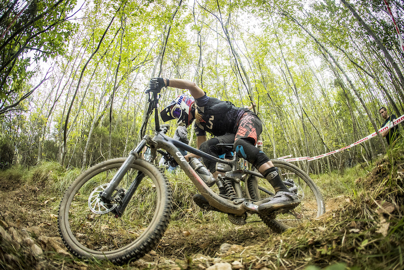 GIANT FACTORY OFF-ROAD TEAM 