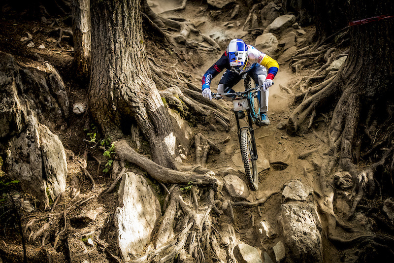 GIANT FACTORY OFF-ROAD TEAM 