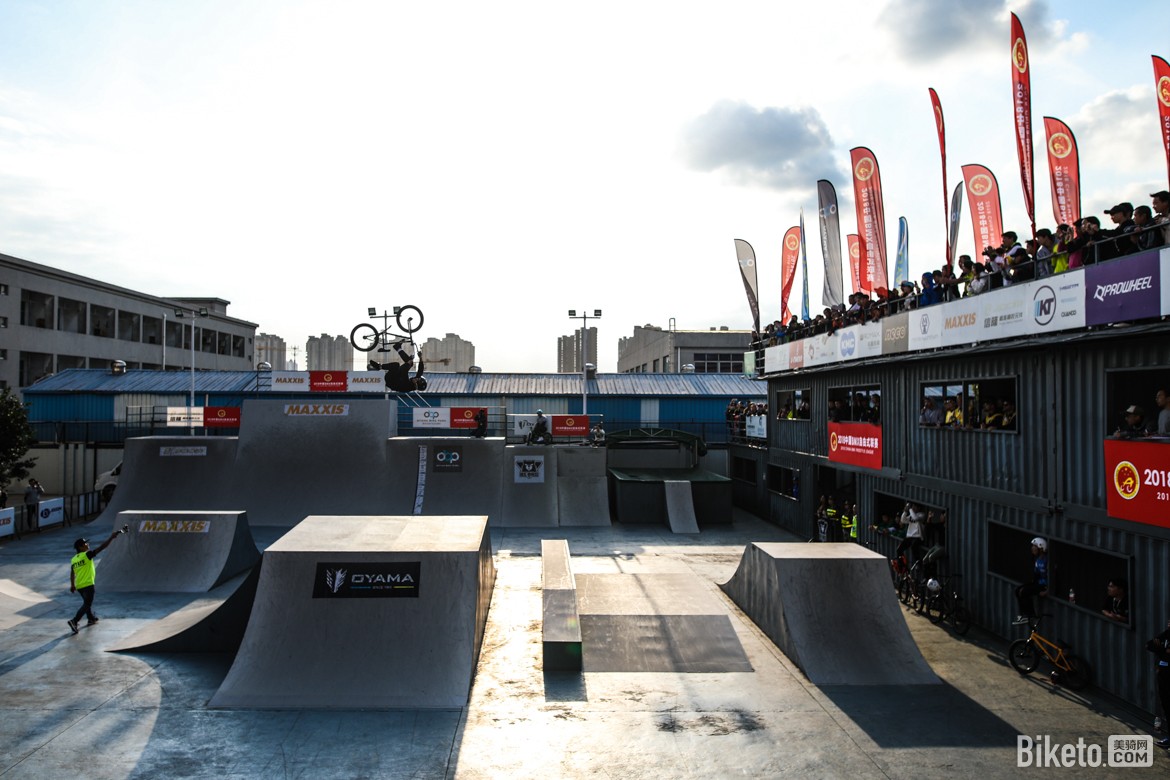 BMX自由式联赛 BMX自由式联赛