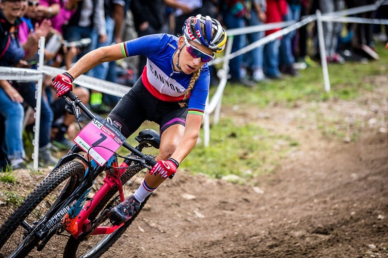 前世界冠军波林被诊断双腿患髋动脉纤维瘤