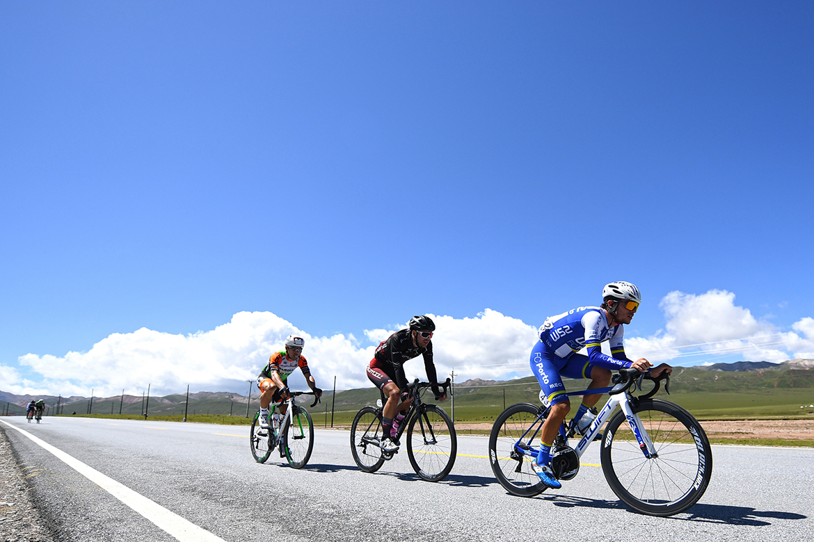 ��ʮ�˽컷�ຣ�����ʹ�·���г����ھ�����