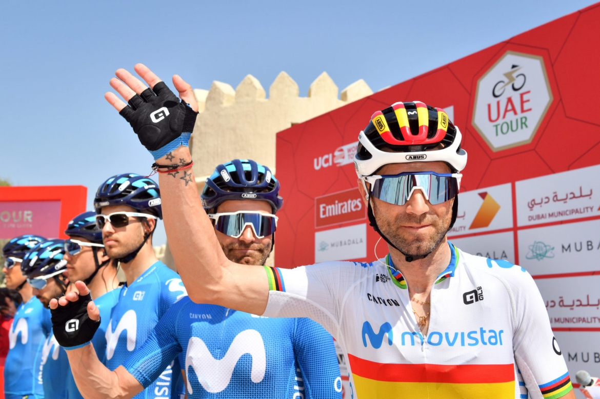 环阿联酋车队亮相