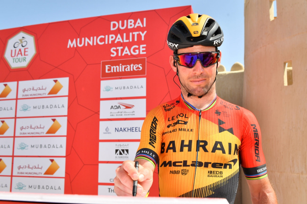 环阿联酋车队亮相