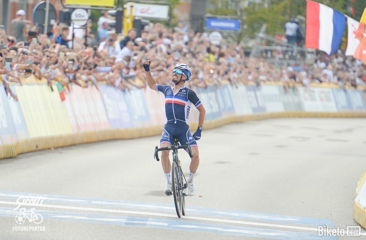 8896b99b50688bf048acb14cd2667b91.jpg 8896b99b50688bf048acb14cd2667b91.jpg