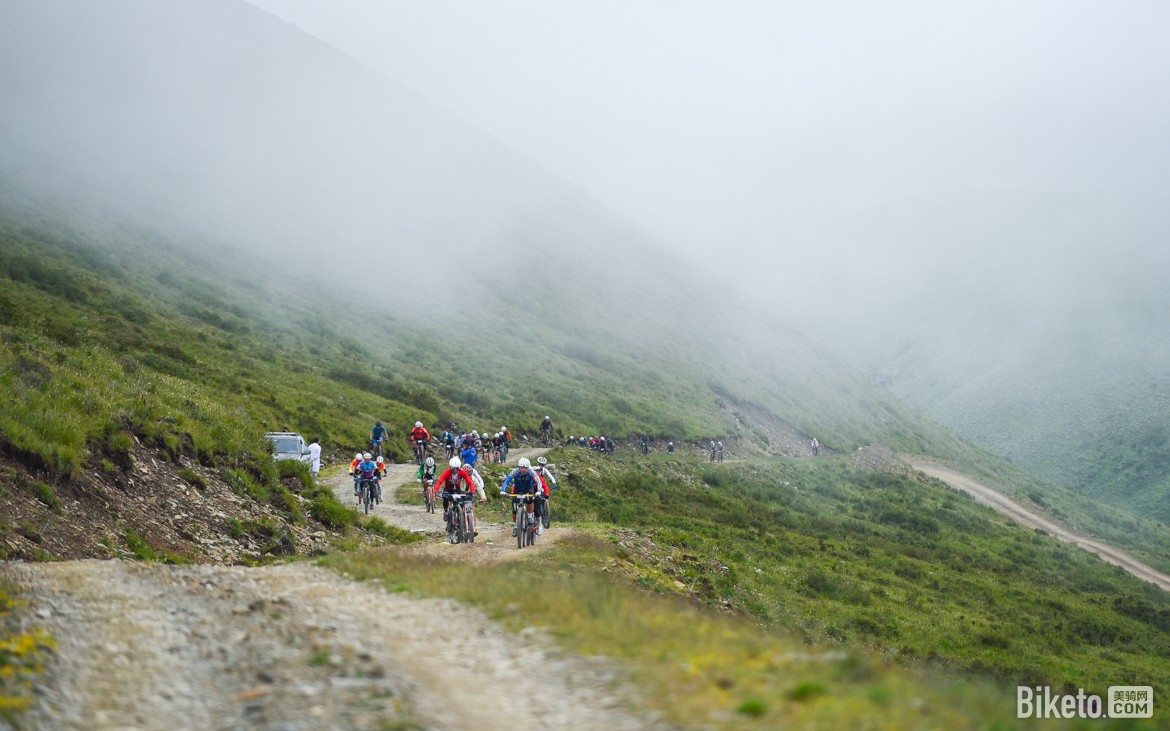 Epic 越野山地自行车系列赛阿坝县站漫泽塘