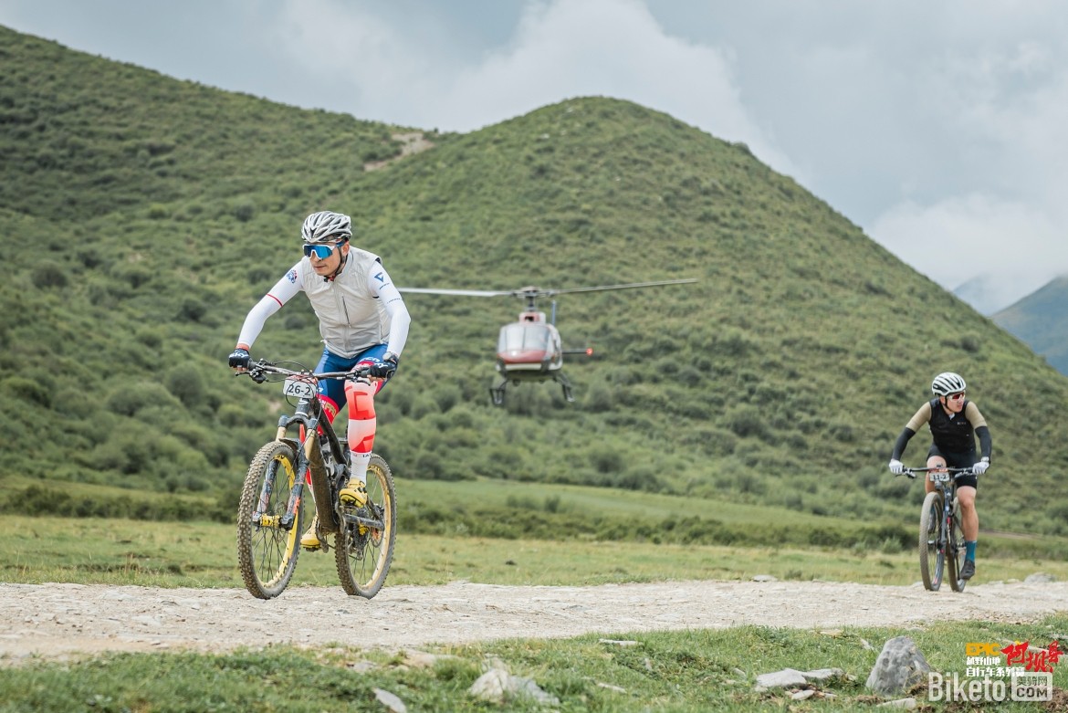 Epic阿坝县站“千湾湿地 童话牧场”漫泽塘