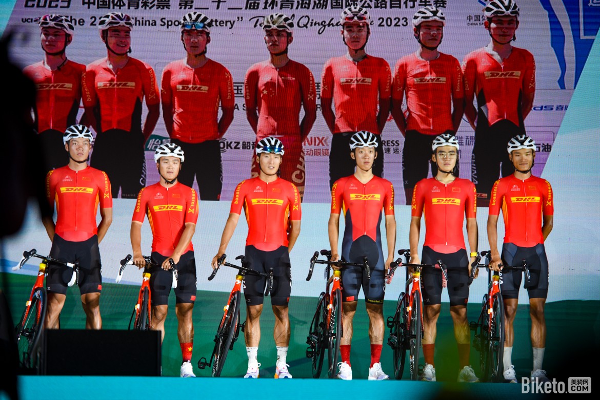 环岛赛开幕式车队亮相