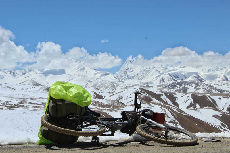 ���и���,��������