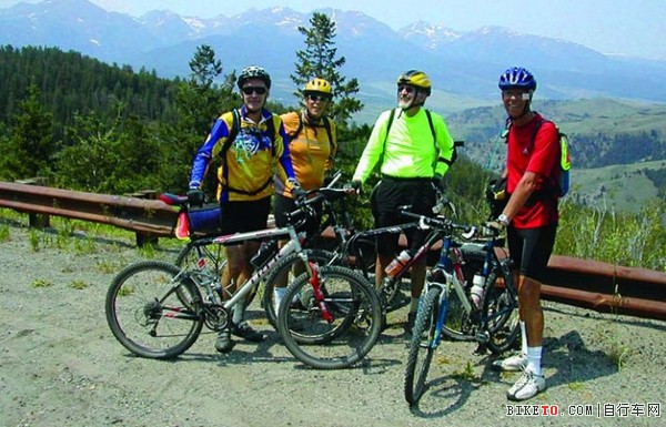 穿越科罗拉多大峡谷 西美高地的激情时刻