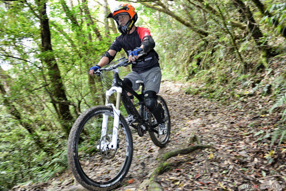 环台湾骑游,环台湾,凯萨克,许荣裕